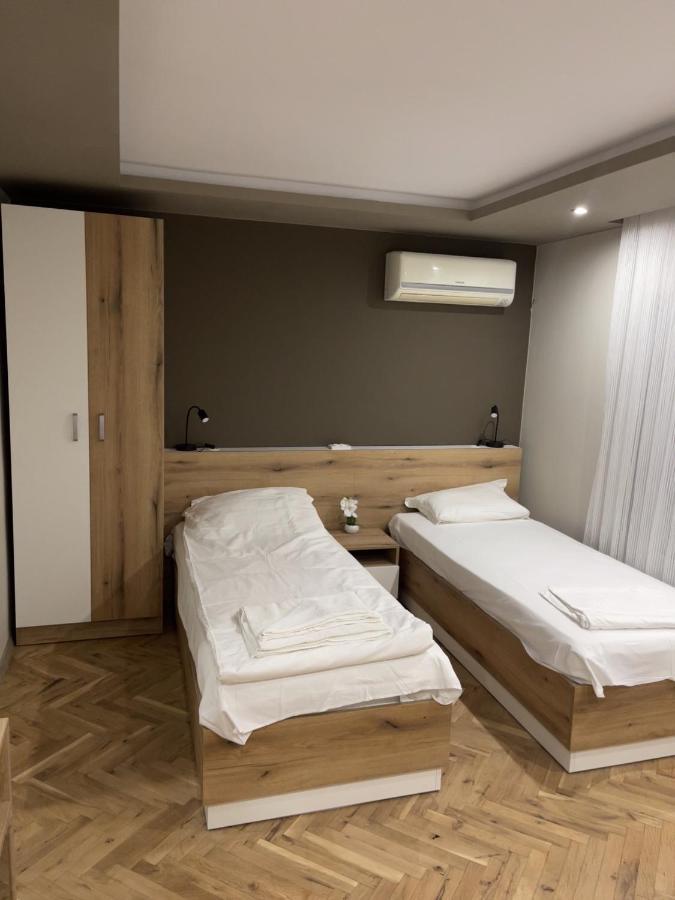Ivet Guest rooms Varna Buitenkant foto